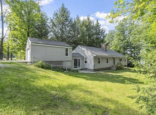 27 Mason Rd, Brookline, NH 03033