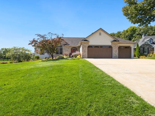 57207 Phaeton Pl, Elkhart, IN 46516