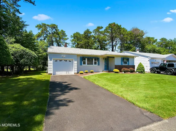 1 Beaverbrook Drive, Toms River, NJ 08757