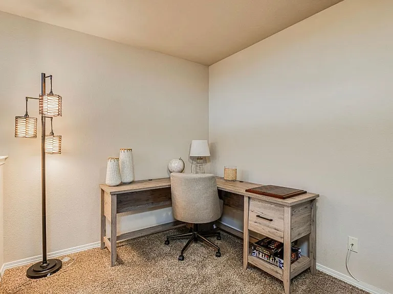 7413 Red Cedar Dr — Photo 67