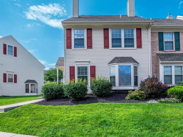 1053 Maple Glen Cir, Pottstown, PA 19464
