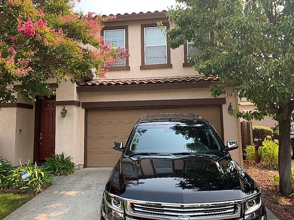 3rd image of 506 Diamond Creek Ct