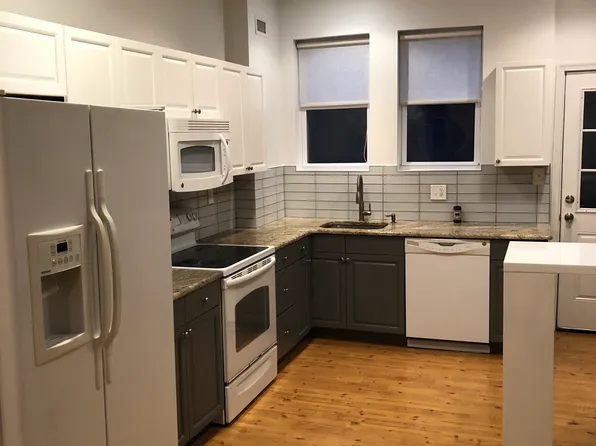 515 Titan St, Philadelphia, PA 19147