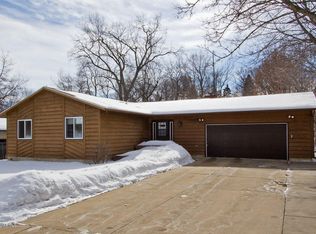 316 Meadow Run Dr SW, Rochester, MN 55902