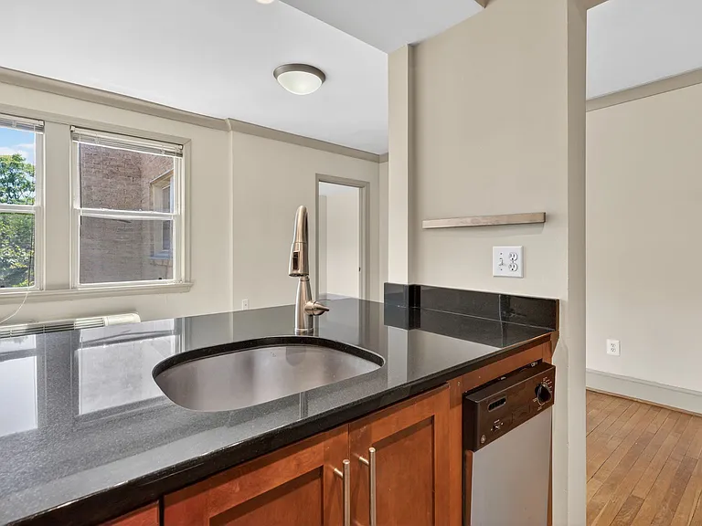 1361 K St SE #303 — Photo 7