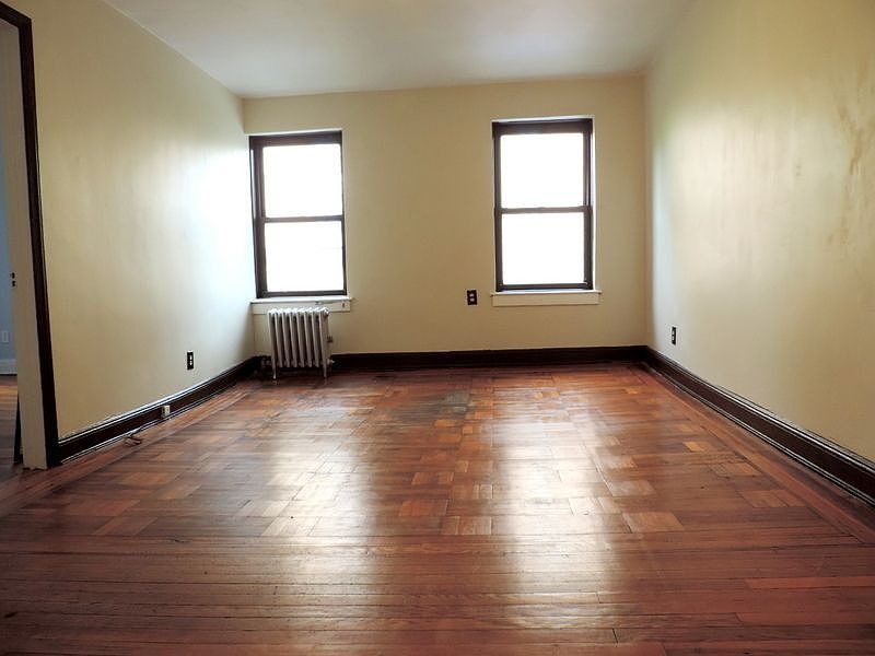 1st image of 219 Avenue B #4