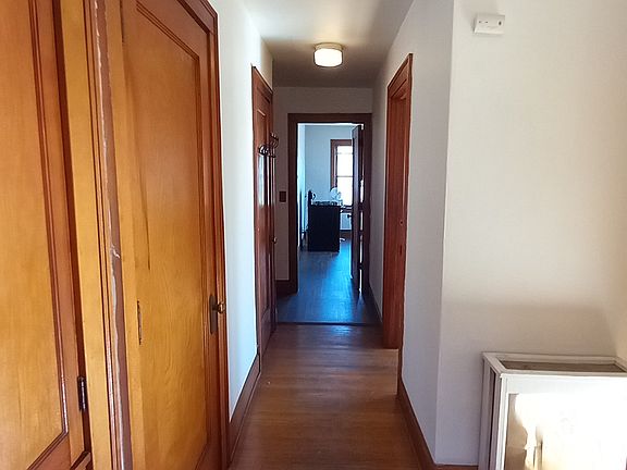 4th image of 2182 Marshall Ave #2