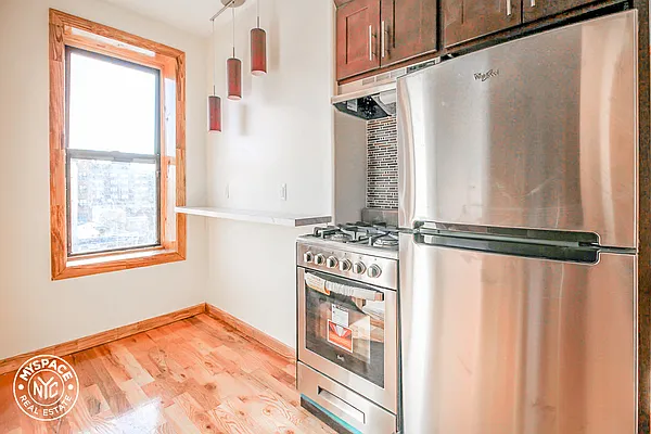 Rented by MySpaceNYC | media 28