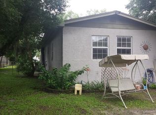 34 S Bay Lake Ave, Mascotte, FL 34753