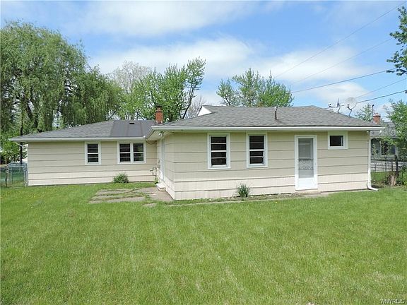 4th image of 13 Meadow Lea Dr