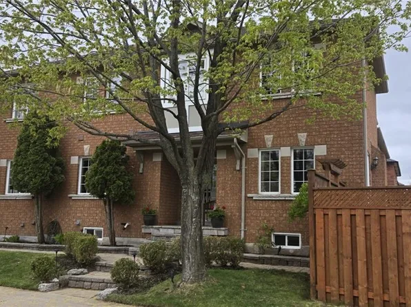 1347 Brookstar Dr, Oakville, ON L6M 3W1