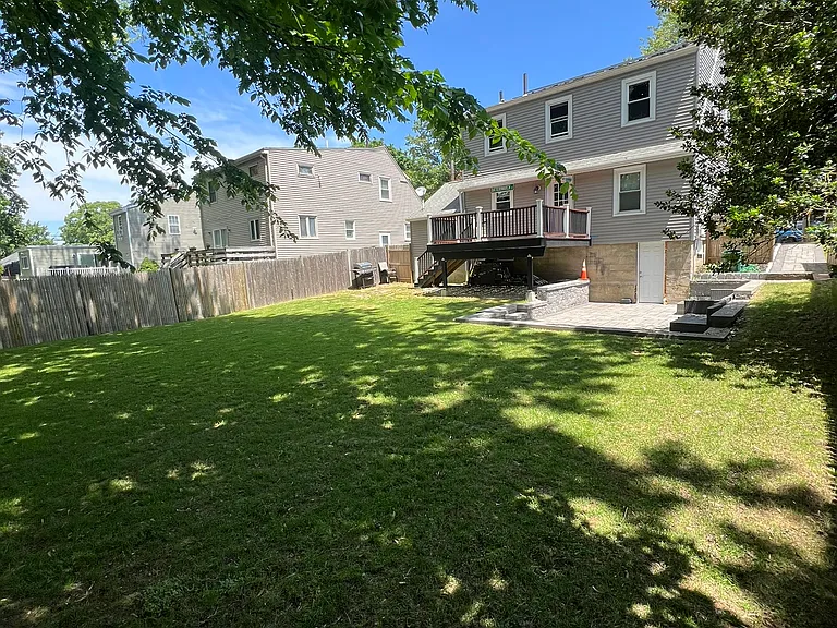 134 Pierce Rd — Photo 5