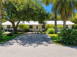 5008 Tradewinds Dr, Vero Beach, FL 32963