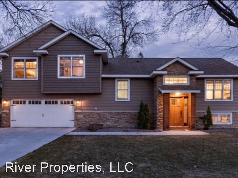 1st image of 3321 Belden Dr