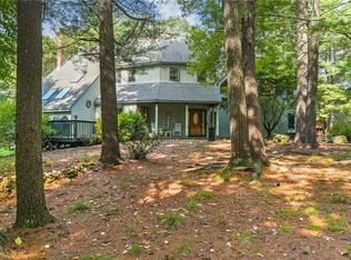 7 Thompson Trl, Richmond, RI 02898