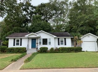 32 E Chadwick Dr, Mobile, AL 36606