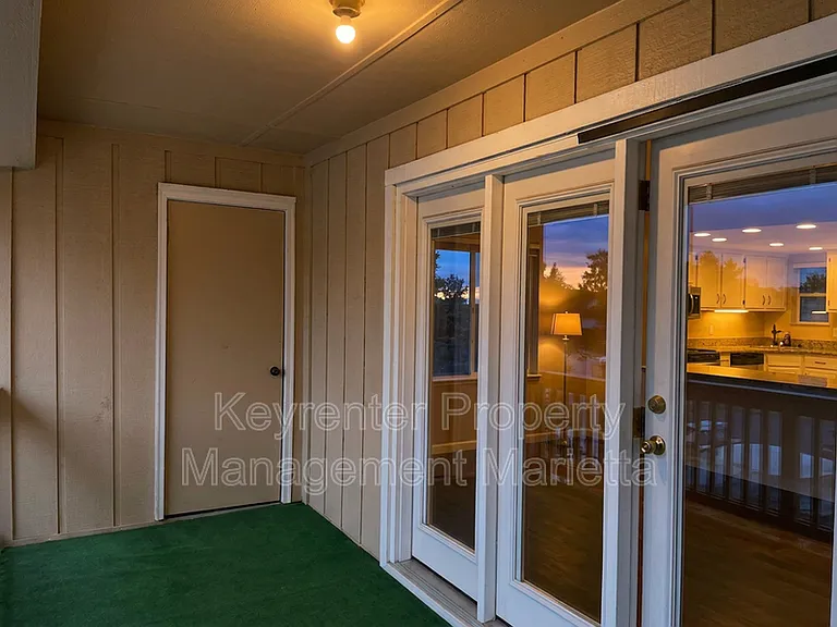 2190 Palmyra Dr — Photo 17