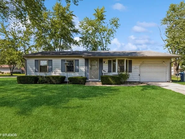 215 E Center St, Glenwood, IL 60425
