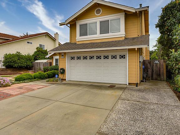 3rd image of 3262 Pinkerton Dr
