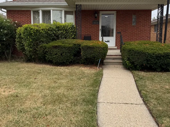 18031 Mott Ave, Eastpointe, MI 48021