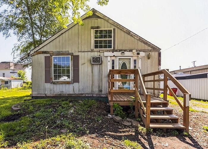 313 S Central St, Buckner, MO 64016 Zillow