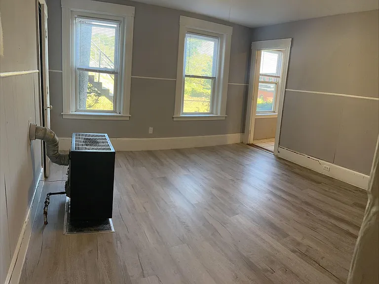 15 West St #3.5 — Photo 2