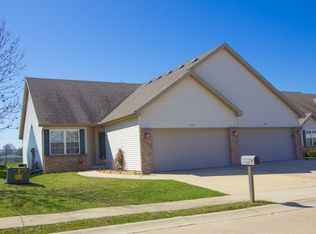 575 Beechwood Ct, Normal, IL 61761