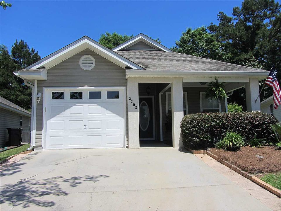 1st image of 3208 Emerson Ln