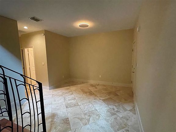 3rd image of 5517 Petty St