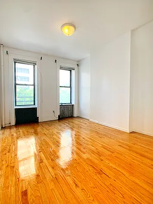 Rented by Corcoran | media 18