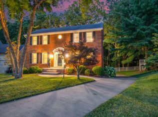 1720 Hunters Rest Ct, Lexington, KY 40515