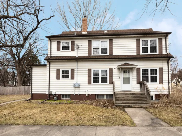 623 6th St S, Moorhead, MN 56560