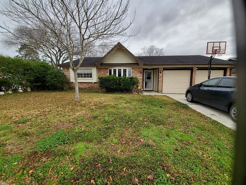 1st image of 12027 Fairbury Dr