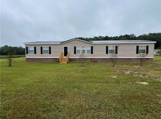 166 Jomar Rd, Orrum, NC 28369
