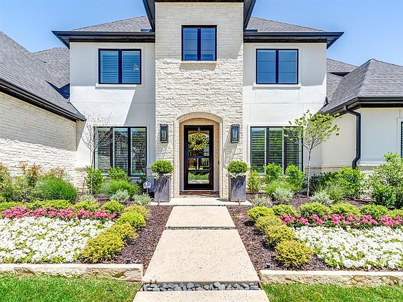 3rd image of 1725 Torian Ln