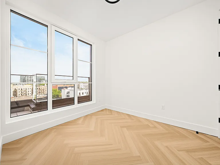 34-16 38th St #2705 — Photo 7