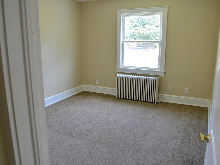 5905 Hampton Blvd — Photo 9