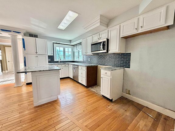 4th image of this home