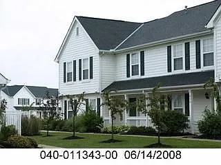 658 Lakeview Dr S photo 1