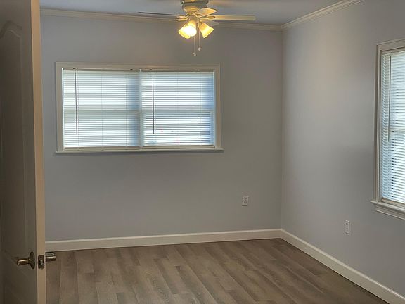 3rd image of 5945 Mimosa Dr