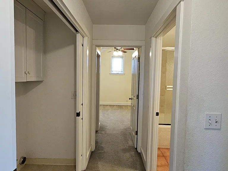 125 Plum St #B — Photo 17