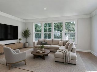 133 Bracewell Ln, Yorktown, VA 23692