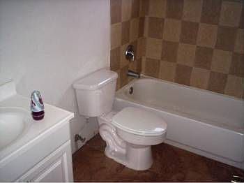 5th image of 7209 SW 4th St