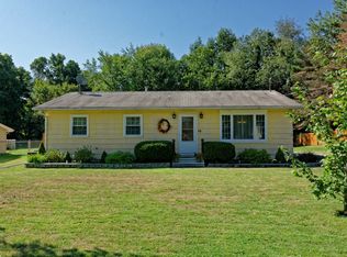 8 Sage Rd, Waterford, NY 12188