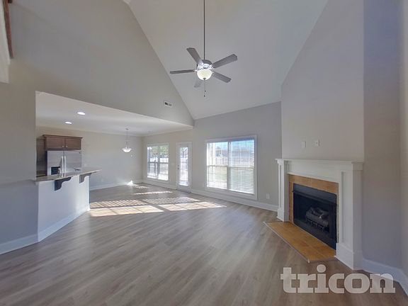 3rd image of 1502 John Lee Ln