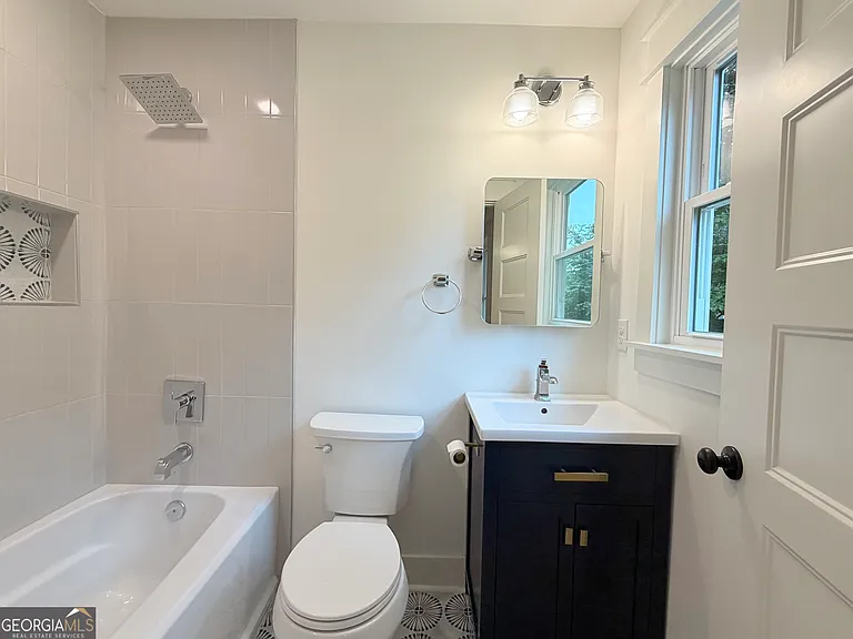 3300 Ridgecrest Rd SE — Photo 17