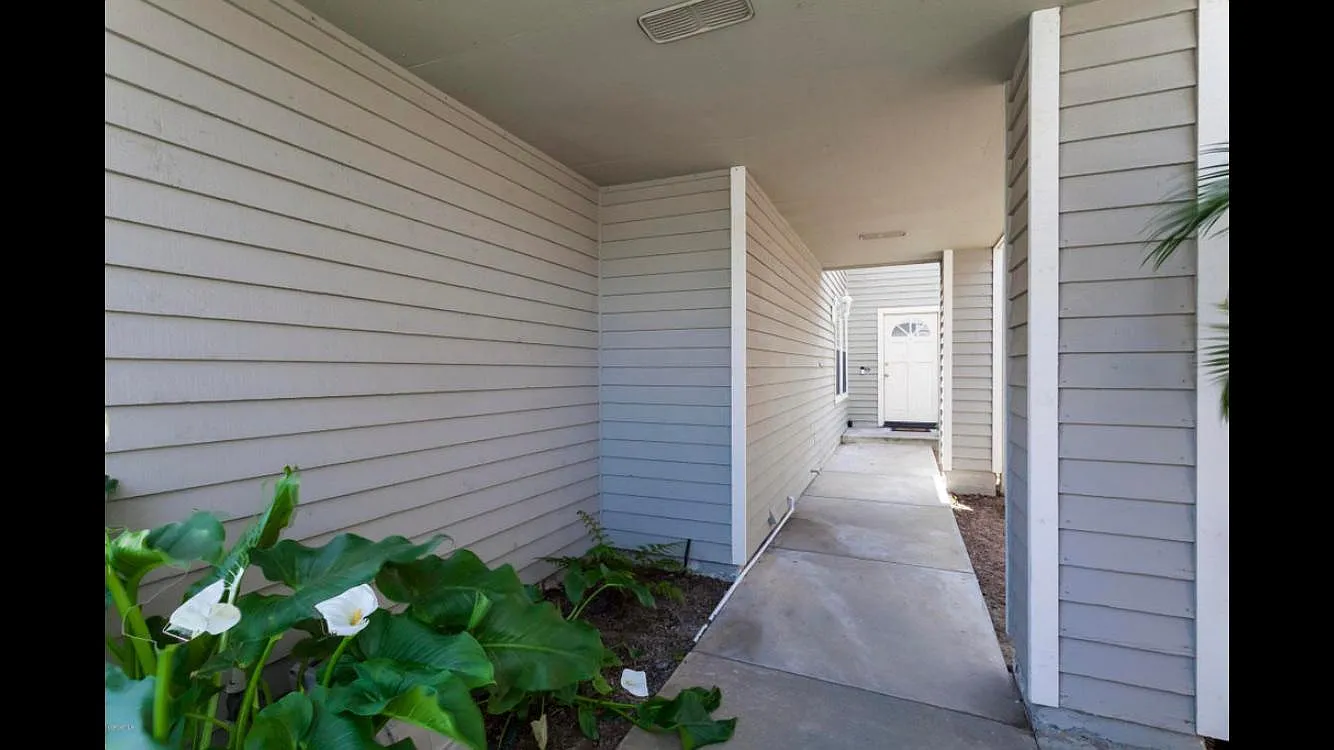 Alderglen St, Moorpark — Photo 3