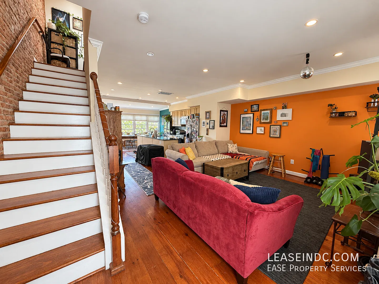 4 bed, 3.5 bath, 2120 sqft, $4,400 — Photo 4