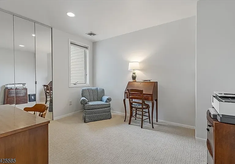 13 Franklin Pl #13-13-6D — Photo 24