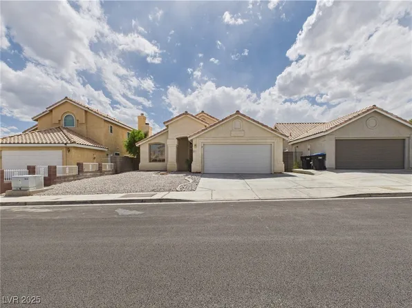 1305 Pagentry Dr, North Las Vegas, NV 89031